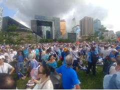 2019-06-30 商會領導召集多個友好團體齊集金鍾添馬公園, 為香港警察打氣